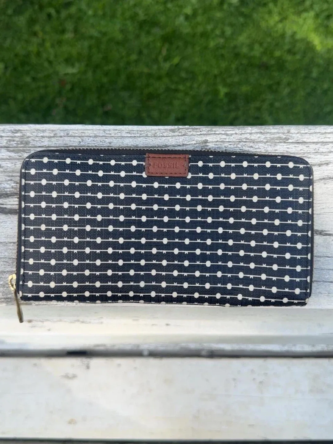 Fossil Navy & White Patterned Wallet