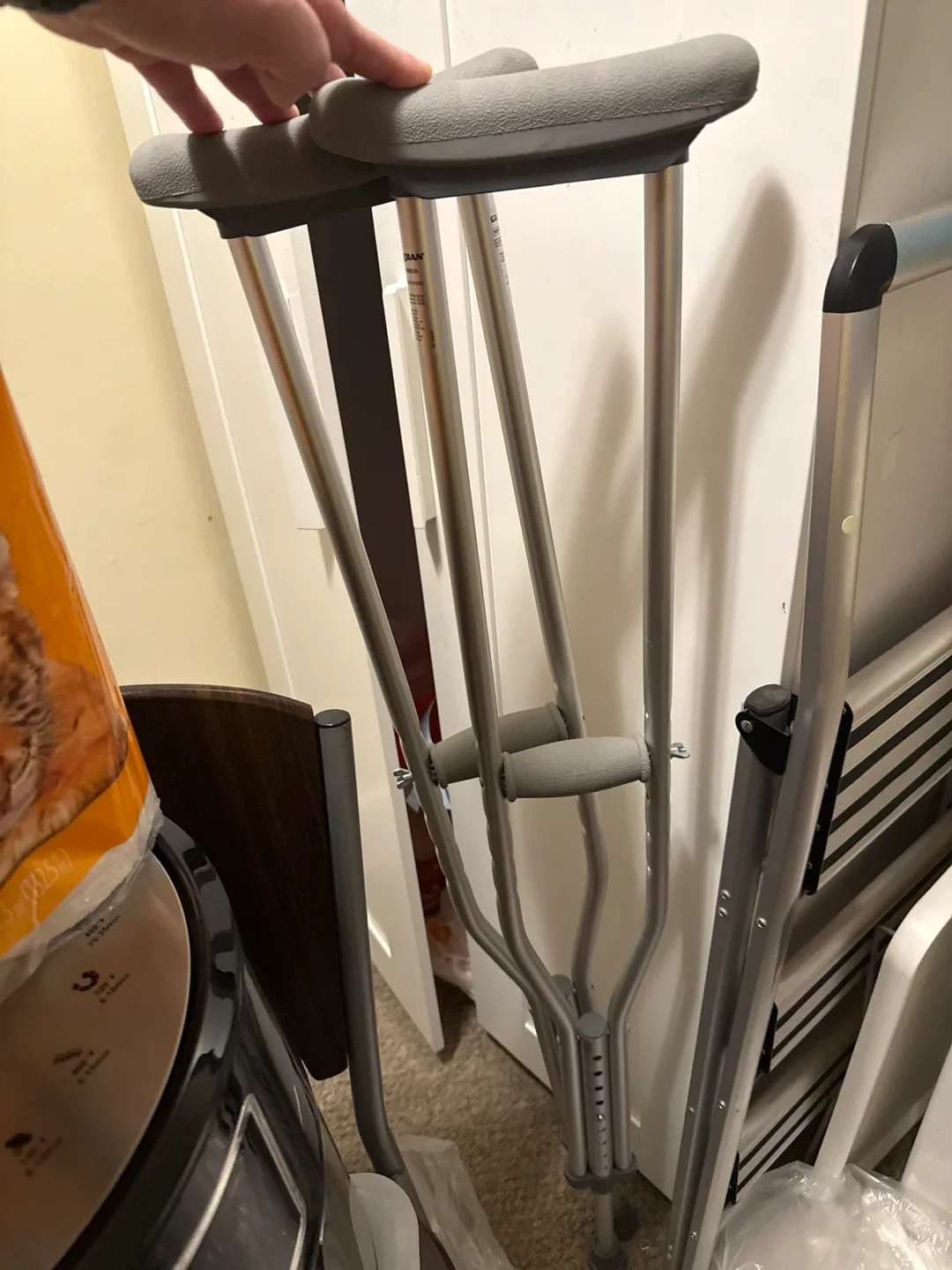 Adjustable Aluminum Crutches