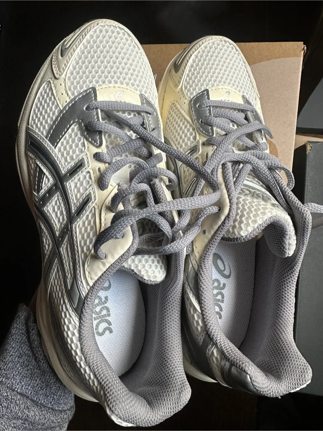 Asics Gel-1130 Cream/Pure Silver, US 8 image indicator(2)