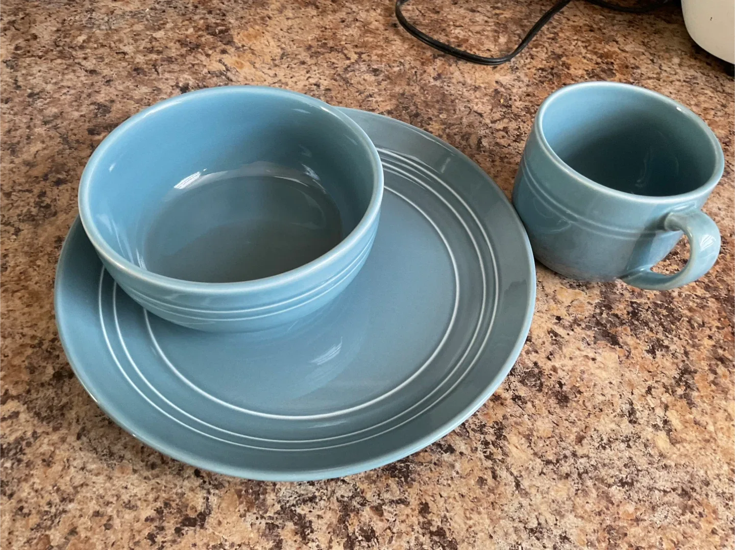 Dinnerware Set (3 pieces)