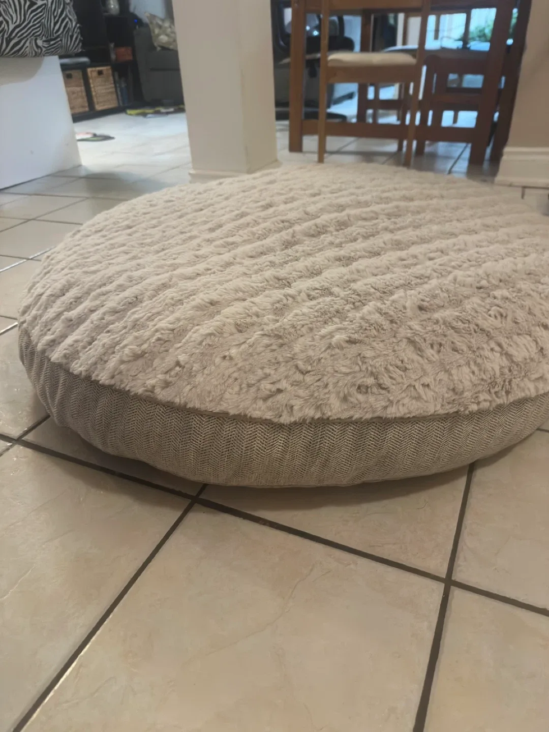 Dog bed (large)