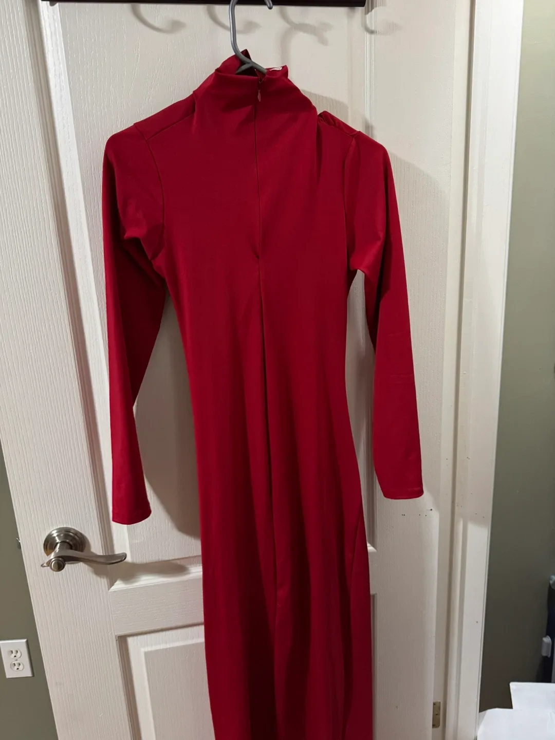 Red Long Sleeve Maxi Dress image indicator(2)