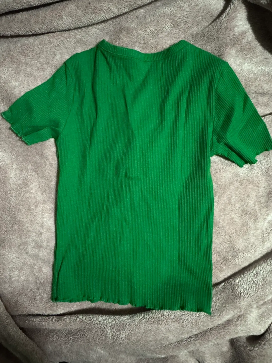 Green Ribbed V-Neck Top - Size XS image indicator(2)