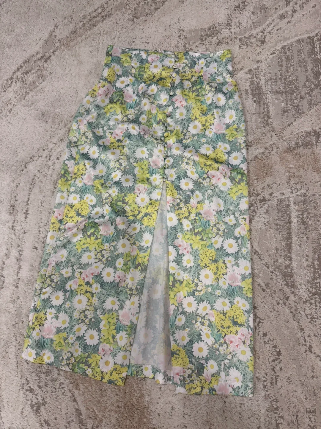Zara Floral Print Midi Skirt - Size M image indicator(4)