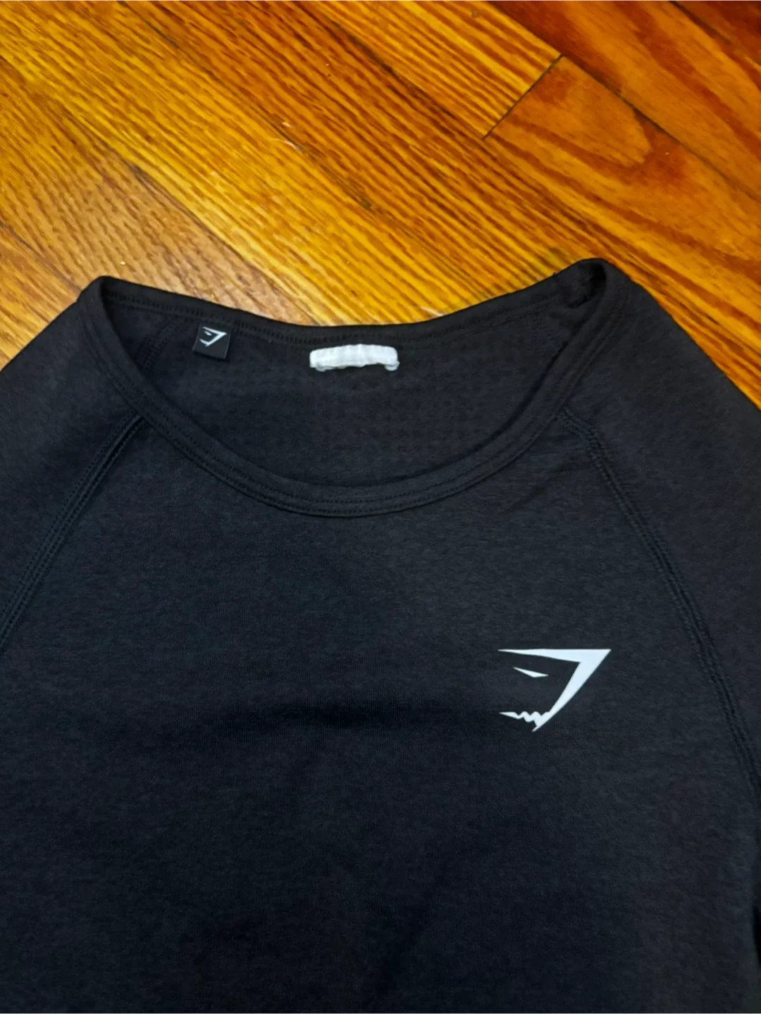 Gymshark Black/Grey Long Sleeve Crop Top - Size S image indicator(2)