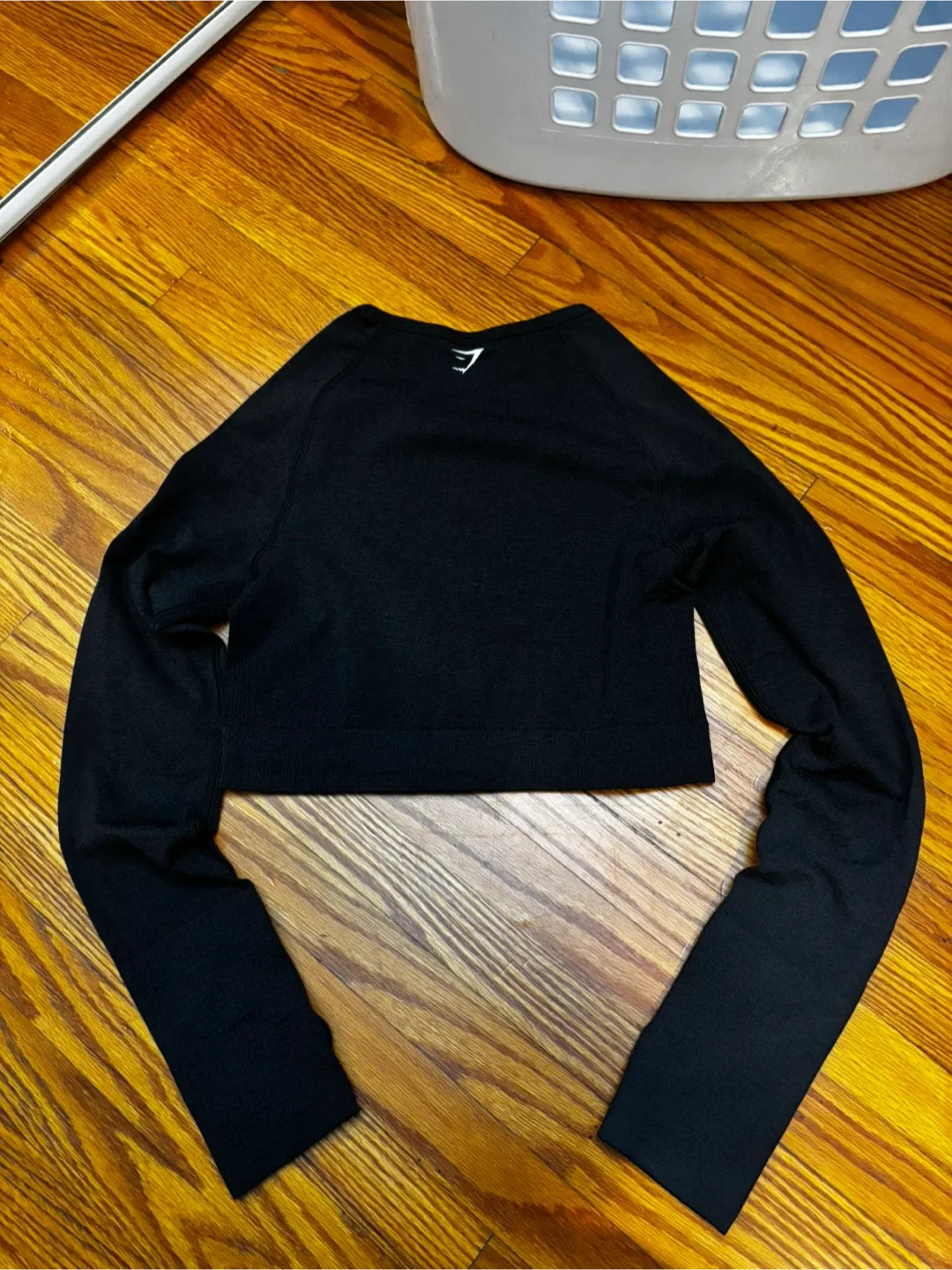 Gymshark Black/Grey Long Sleeve Crop Top - Size S image indicator(3)