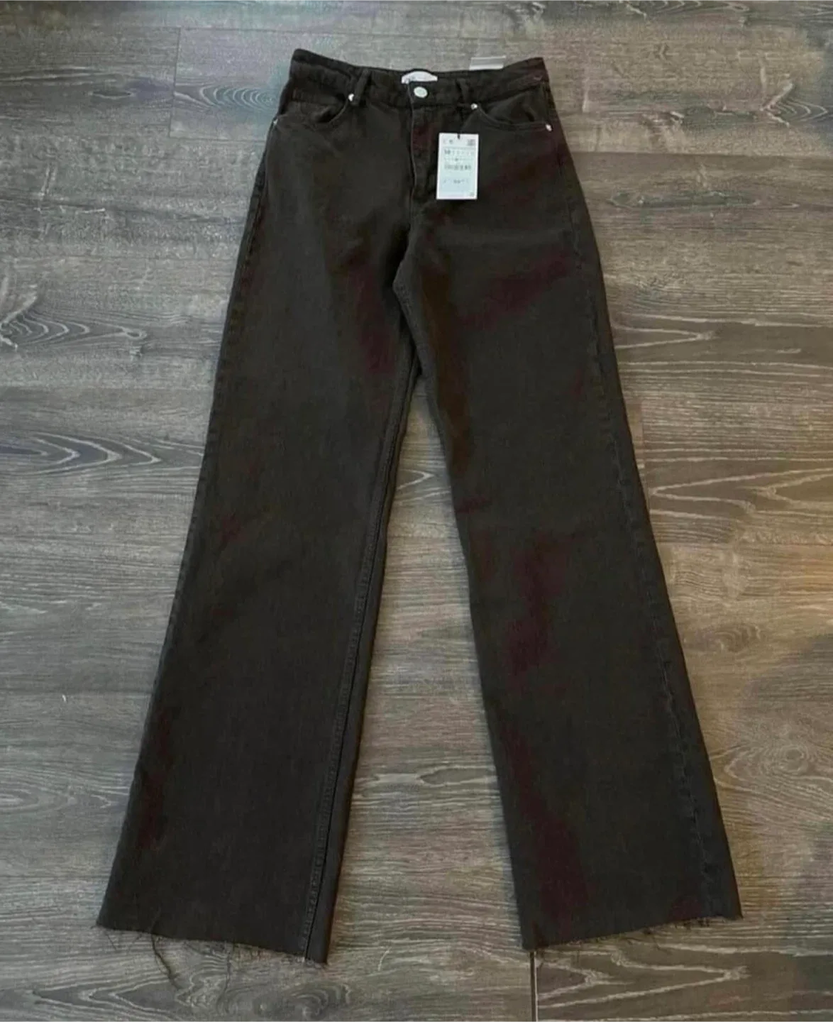 New with tags Brown High Waisted Zara Jeans size 6