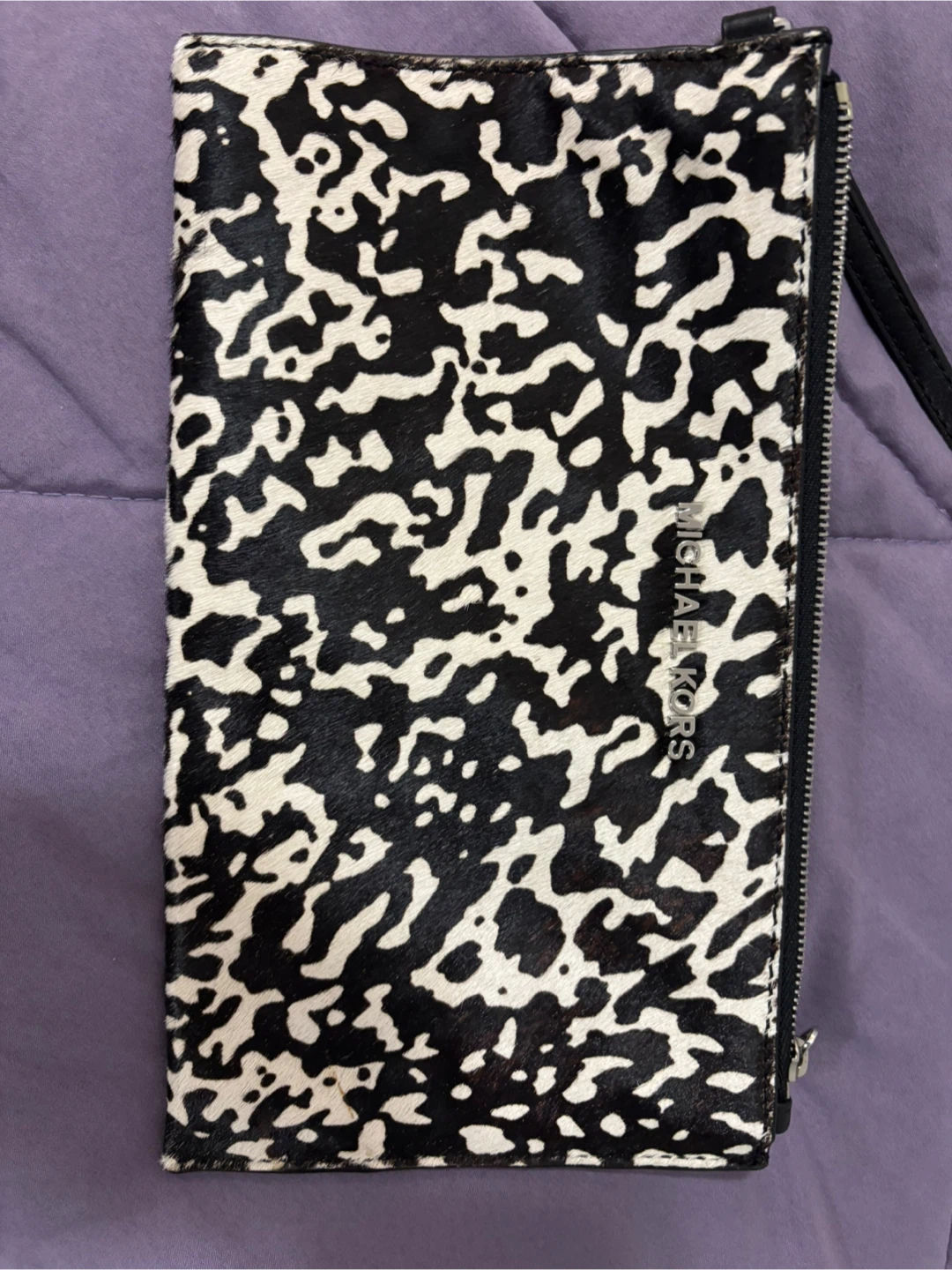 Michael Kors Black & White Wristlet - photo 2