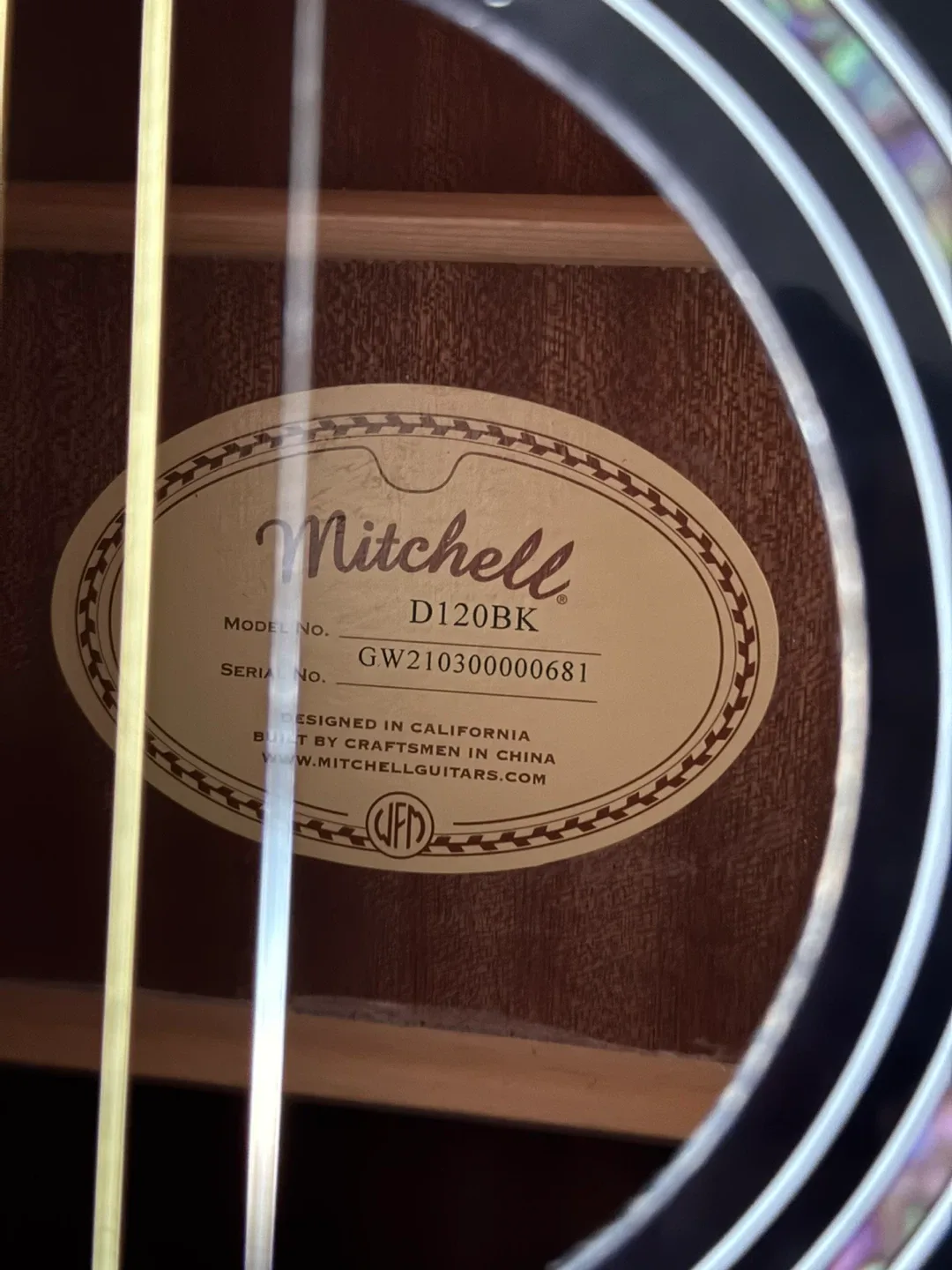 Mitchell D120BK Acoustic Guitar image indicator(3)