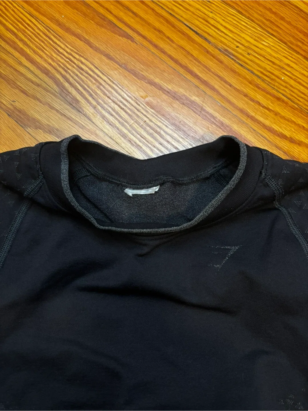 Gymshark Black/Grey Cropped Top - Size S image indicator(2)