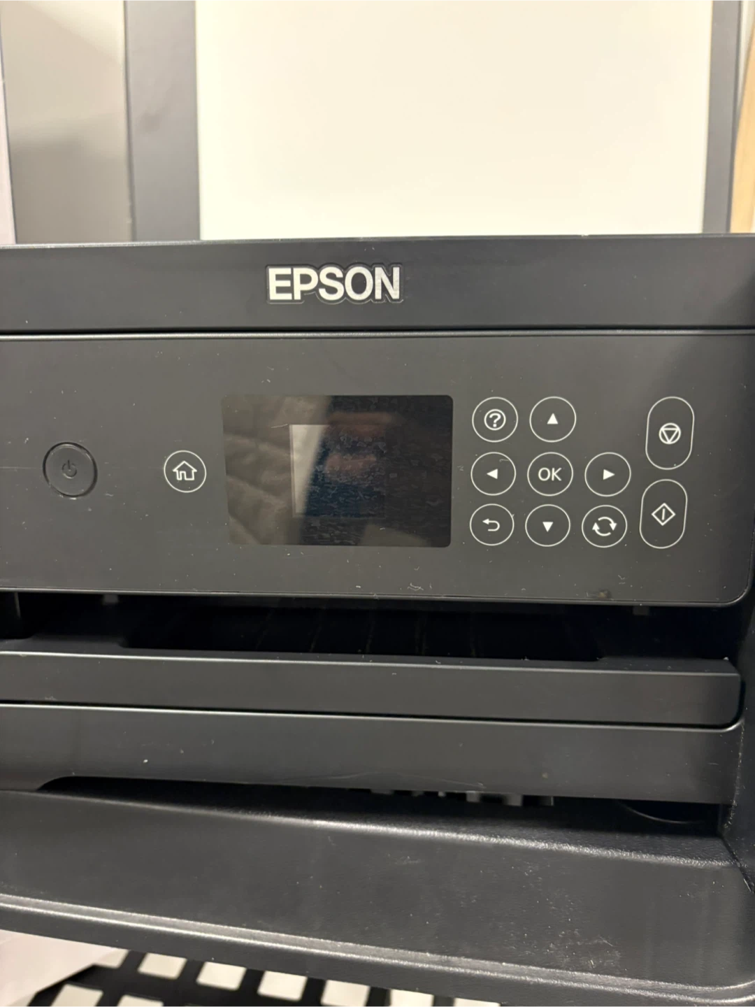 Epson ET-2750 EcoTank Wireless All-in-One Printer - photo 3