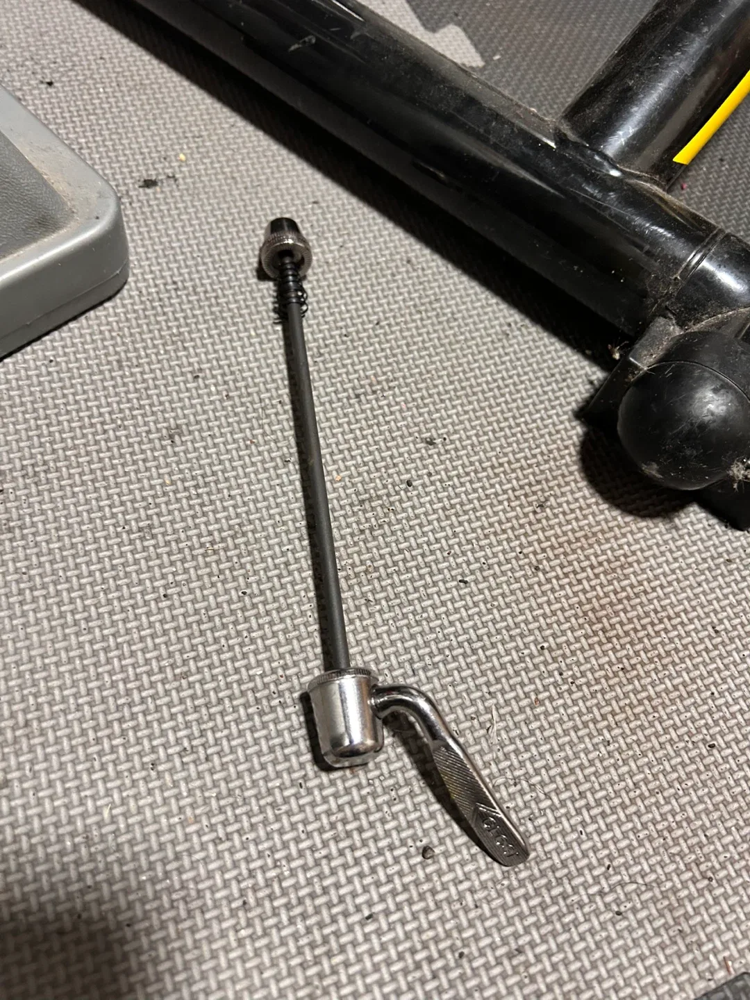 Fluid Bike Trainer image indicator(3)