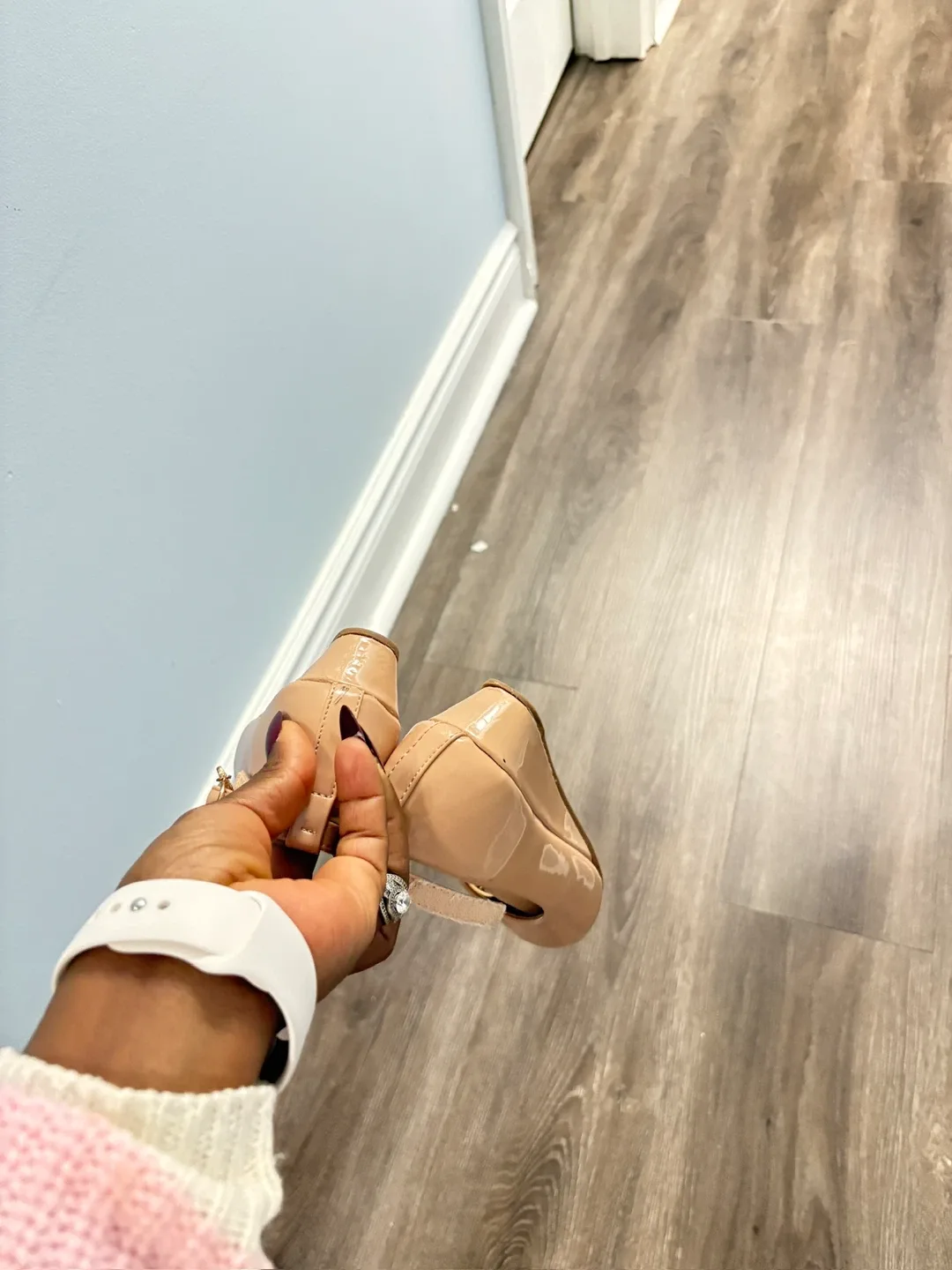 Girls’ Shoes - Size 11 image indicator(5)