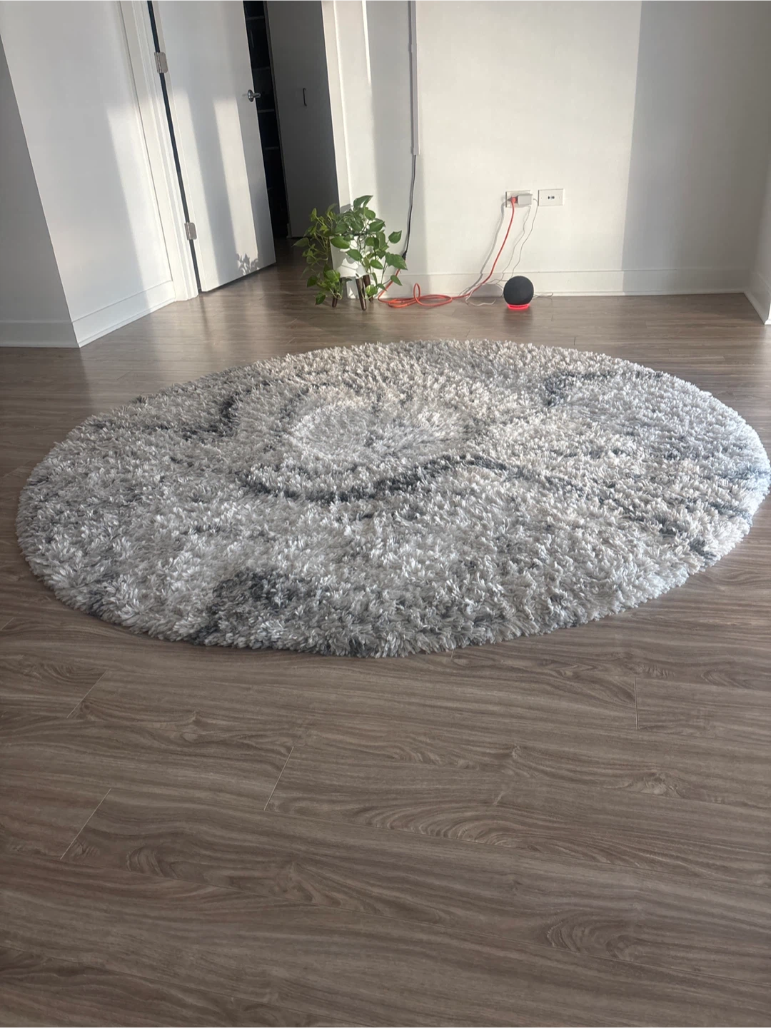 Round Shag Rug - White/Gray