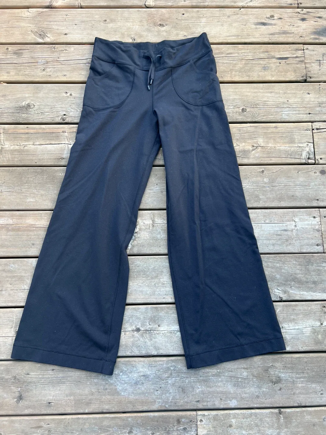 Lululemon Black Wide Leg Pants - Size 8