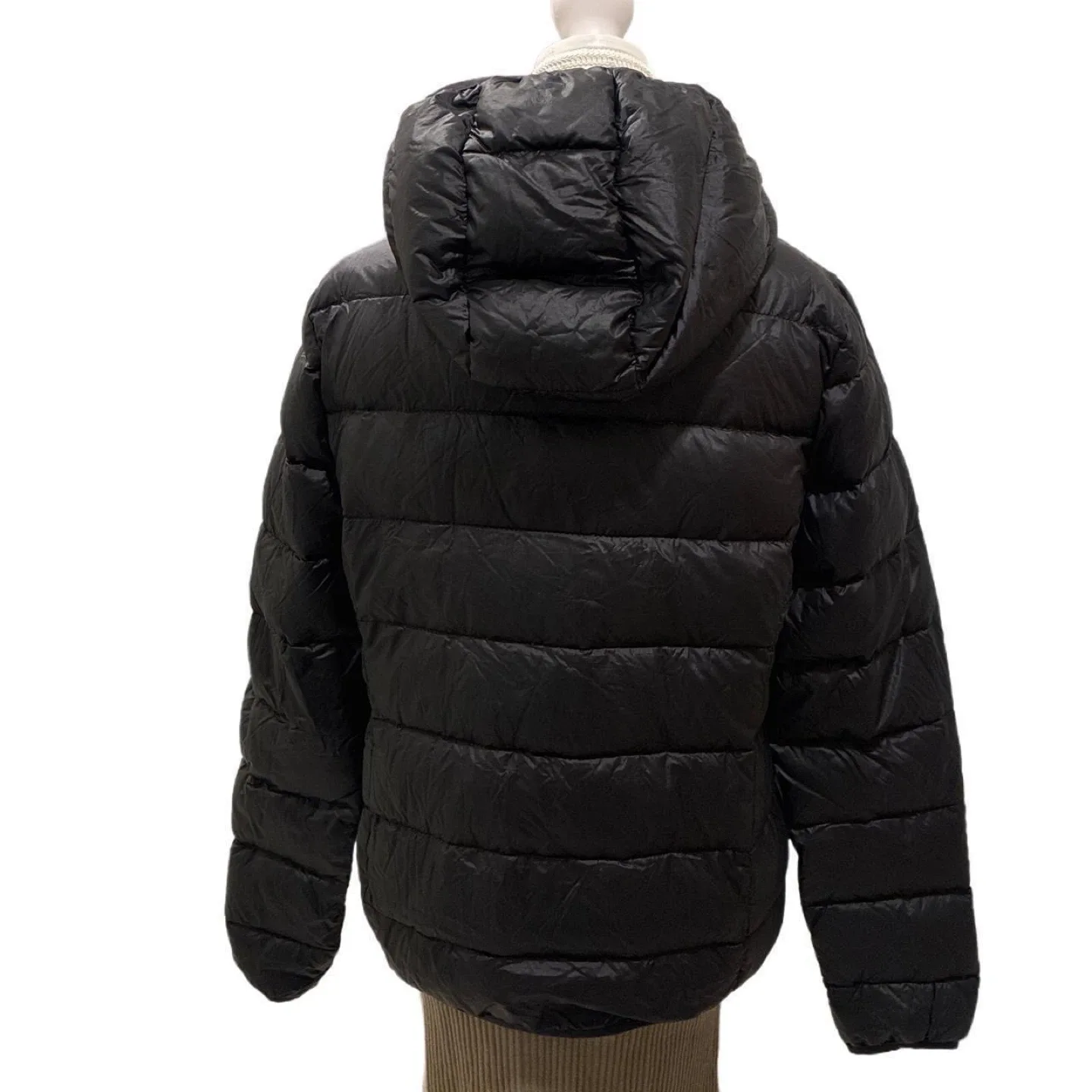 TNA Aritzia Little Puff Down Jacket image indicator(4)
