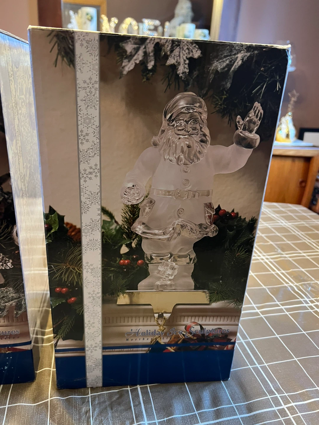 Northern Lights Holiday Ice Sculpture - Christmas Tree - photo 3
