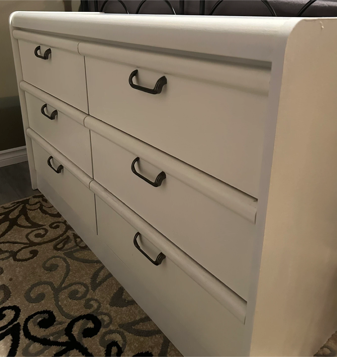 White 6-Drawer Dresser - photo 2