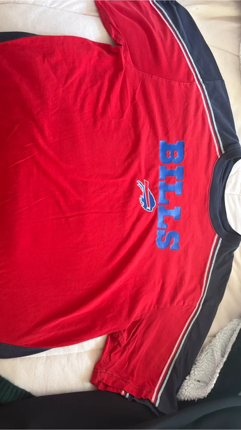 Men's Bills Shirt image indicator(3)