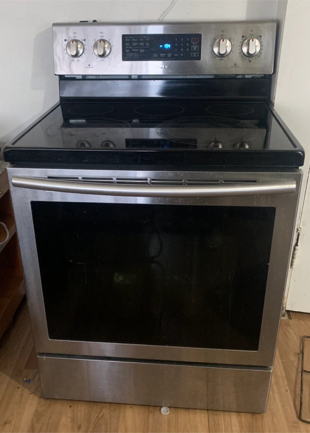 Samsung Electric Range - Stainless Steel