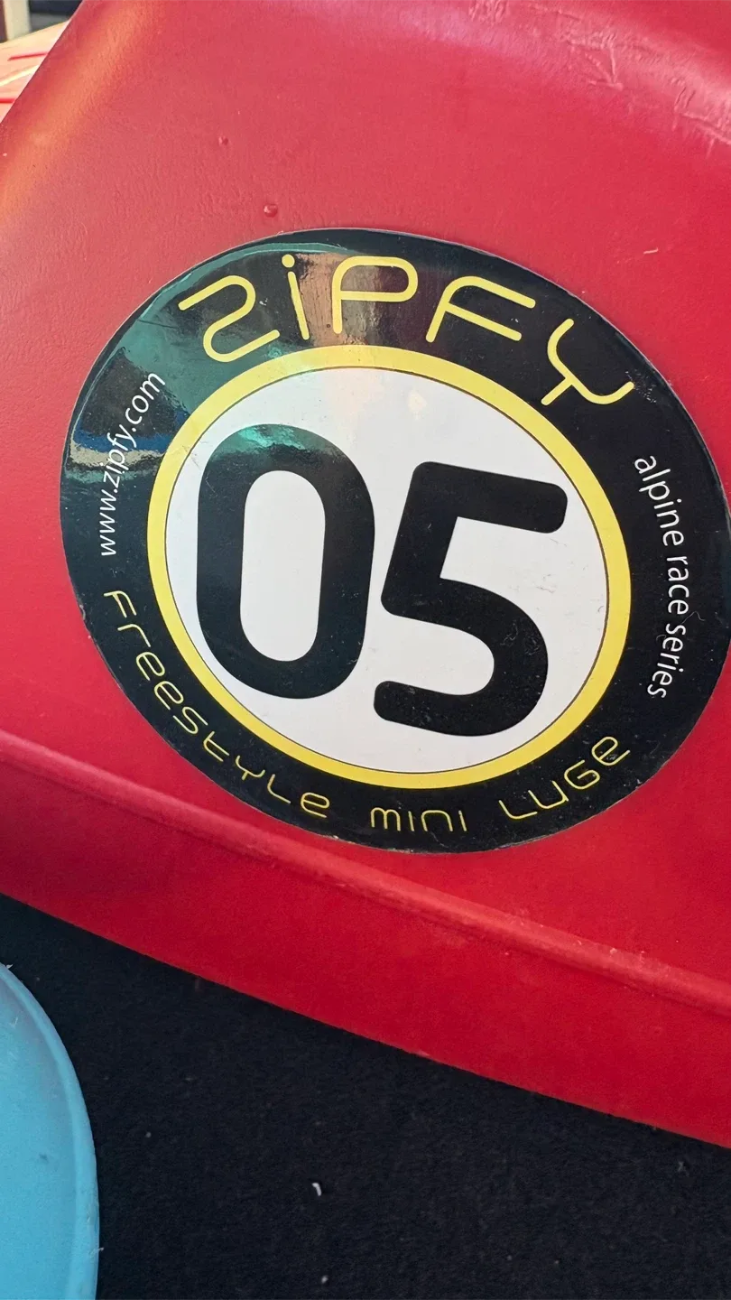 Zipfy toboggans image indicator(4)