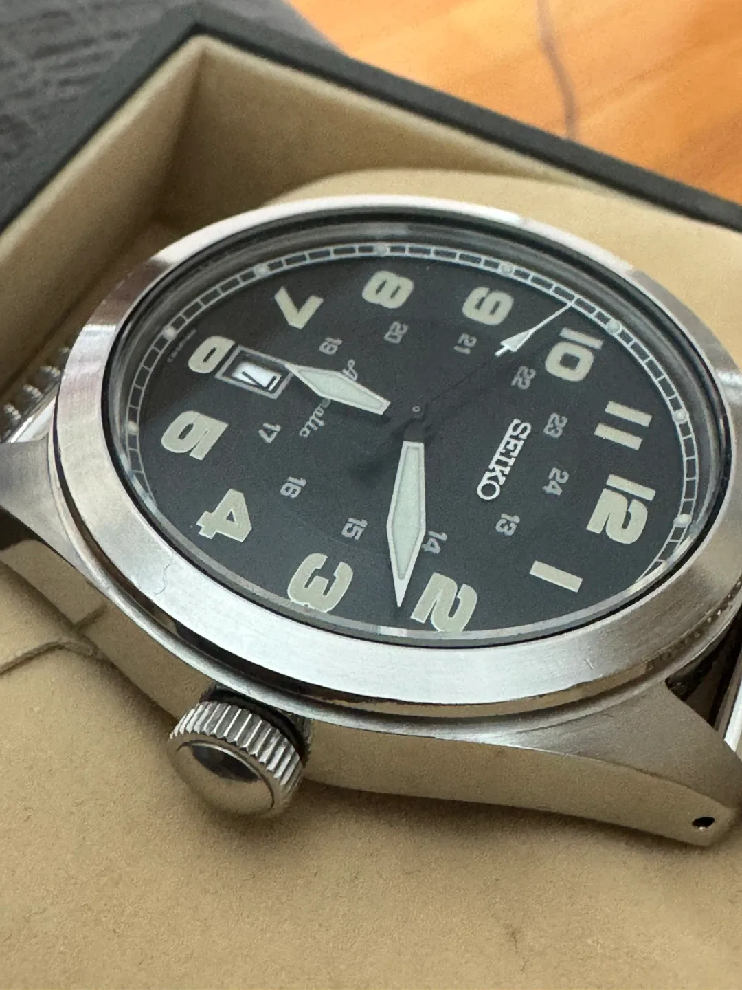 Seiko 43mm Automatic Field Watch SRPC85 4R35-02W0 image indicator(5)