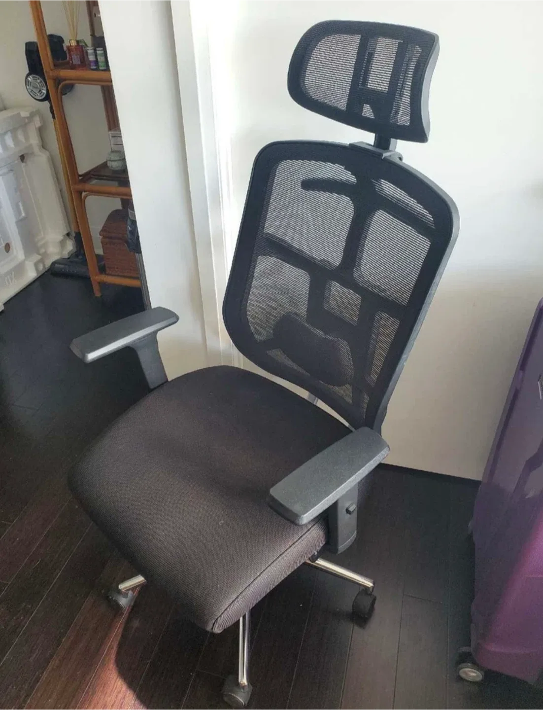 Ergonomic Mesh Office Chair - Black image indicator(2)