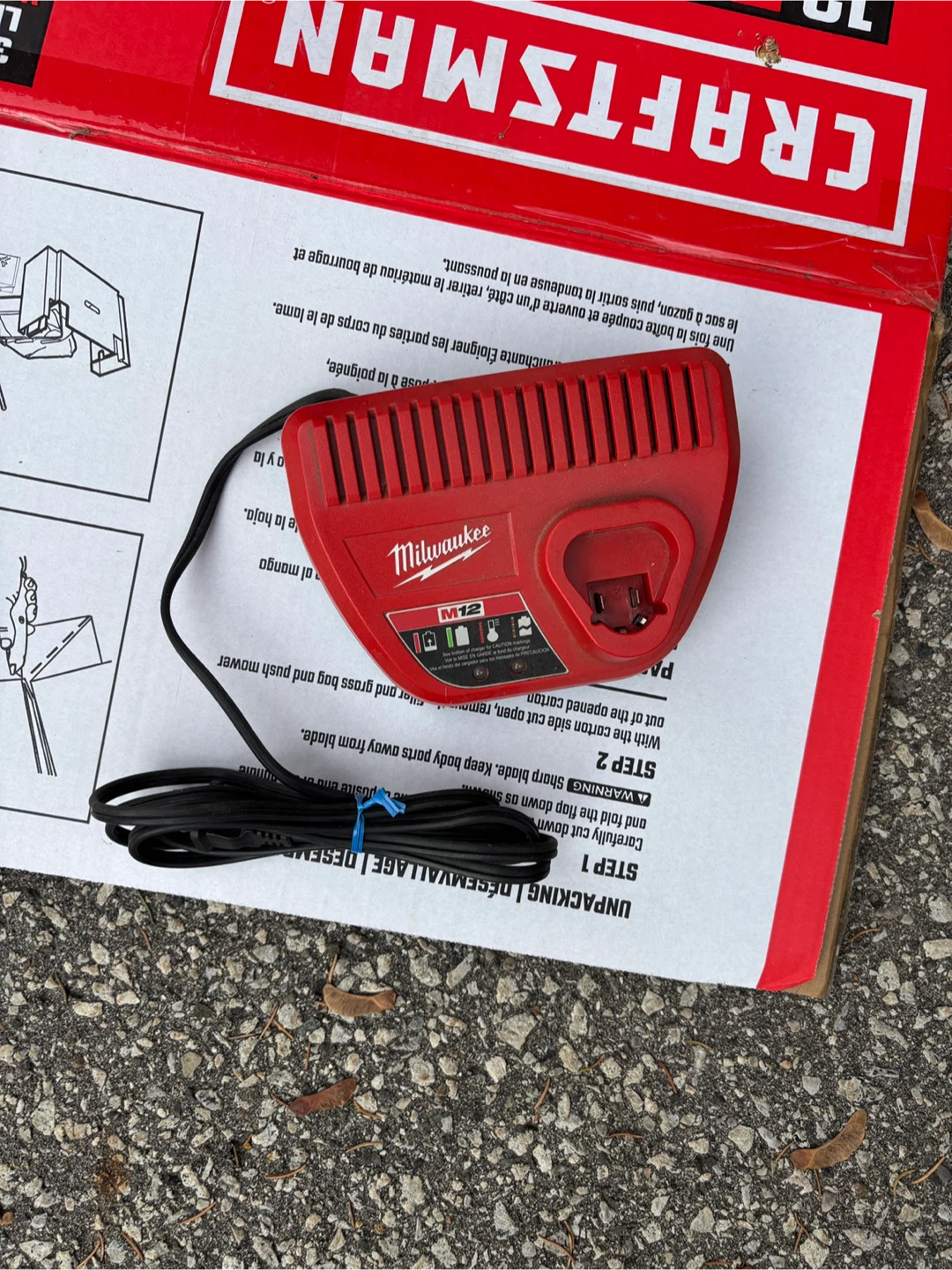 Milwaukee M12 Battery Charger