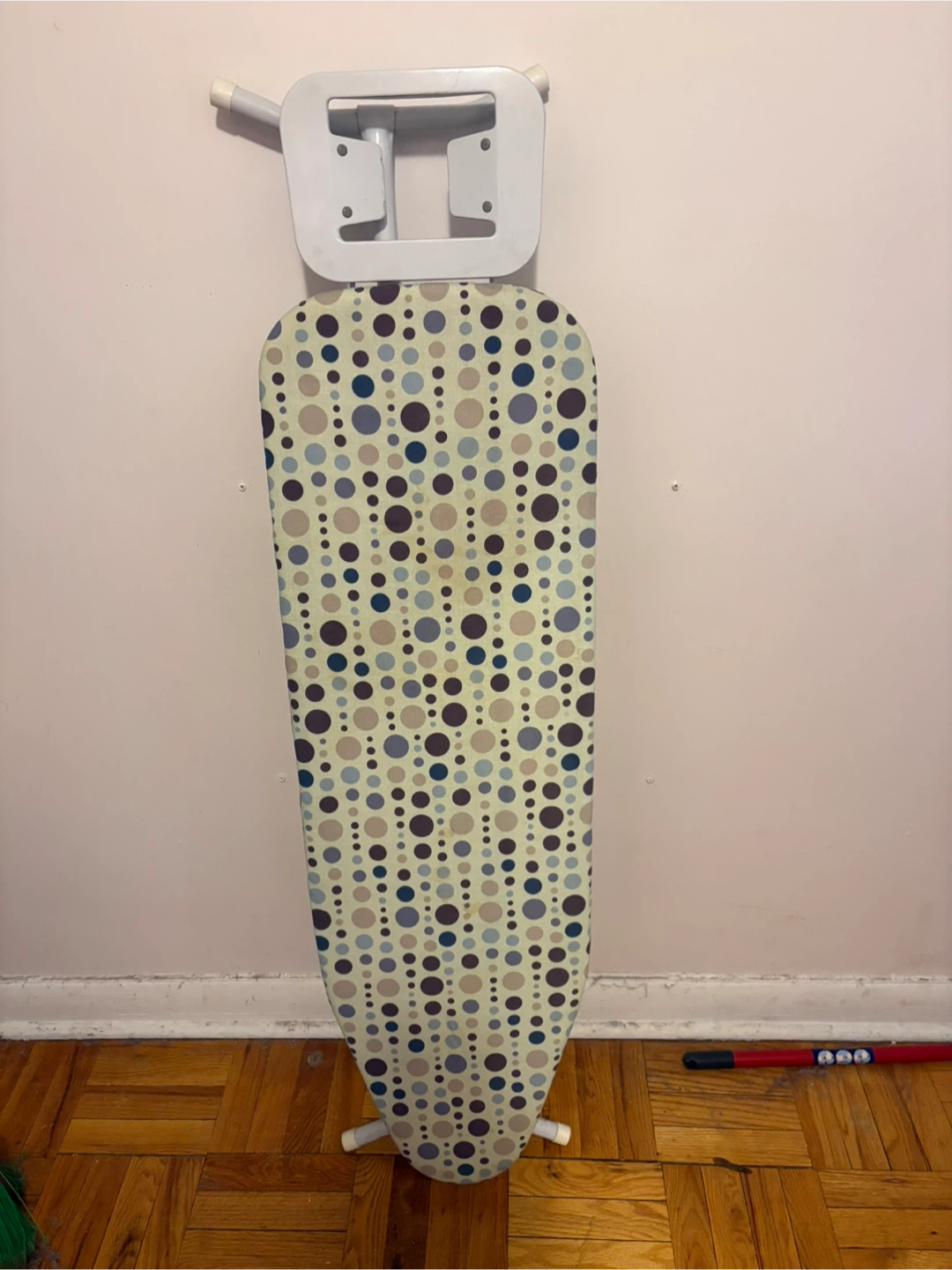 Iron and Ironing Board - Household Essential - photo 2