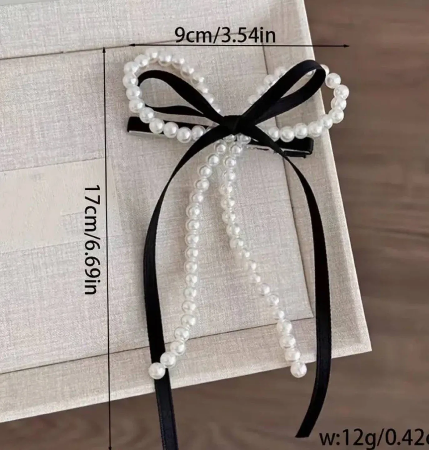 Pearl Bow Hair Clip image indicator(3)