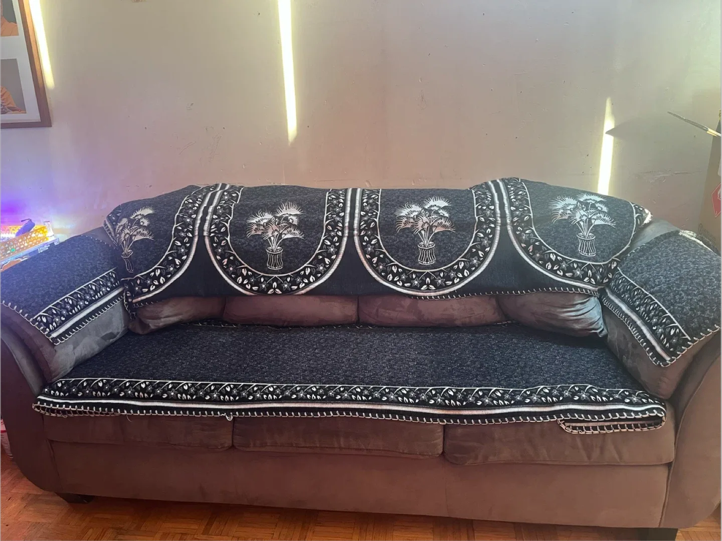 Comfortable Grey Sofa Leon’s