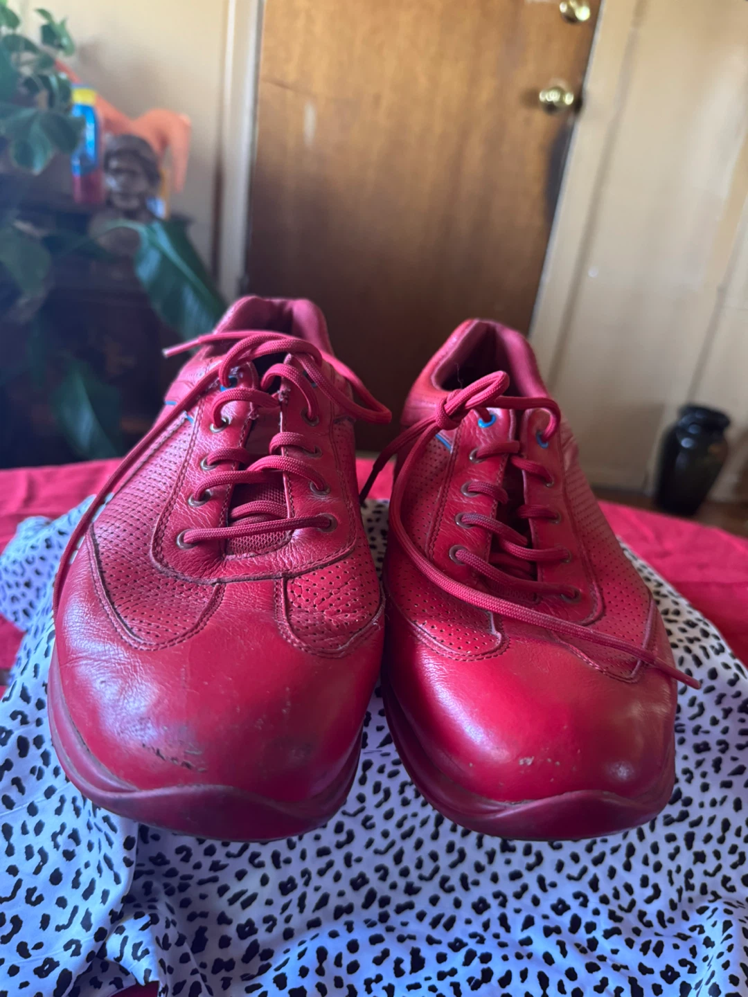 Red Leather Shoes - photo 2