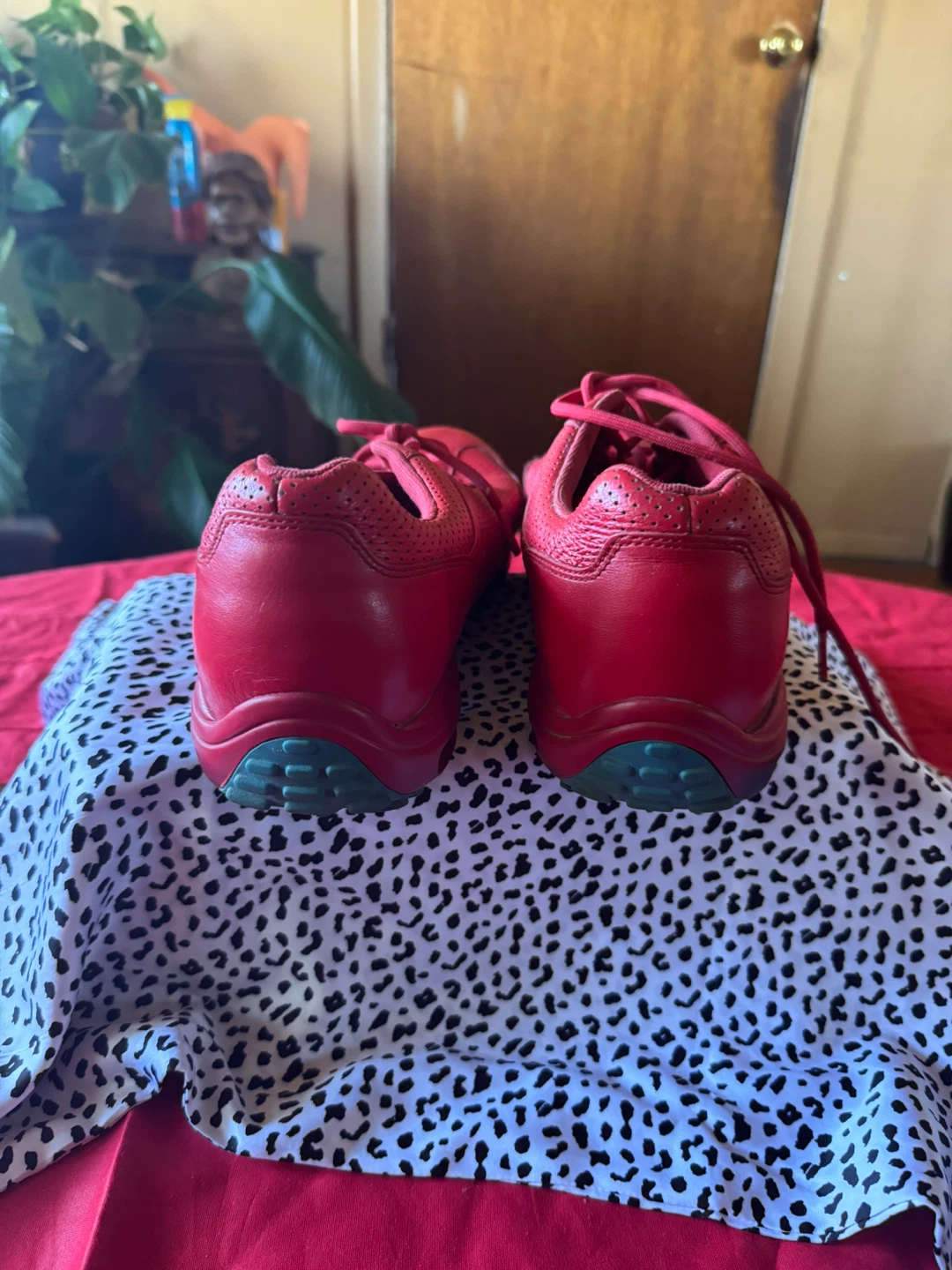 Red Leather Shoes - photo 4