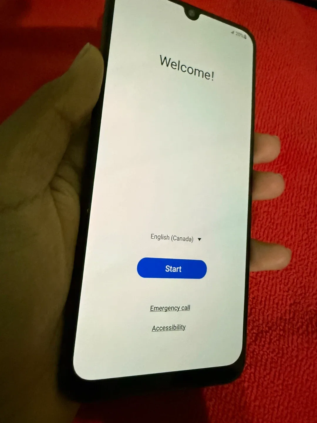 Samsung Galaxy A50 & iPhone 11 with cases image indicator(6)