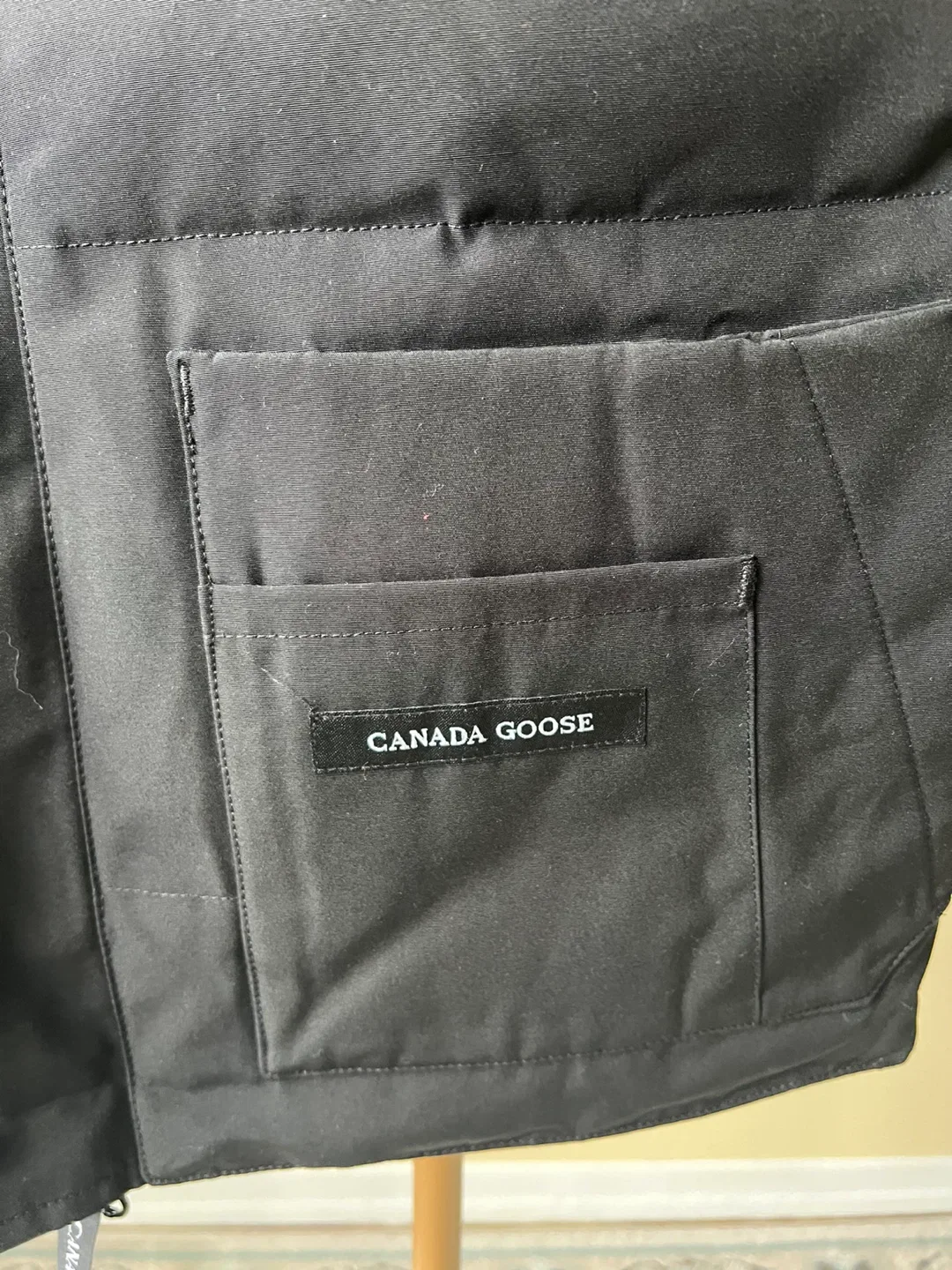 New Canada Goose Vest - Black image indicator(5)