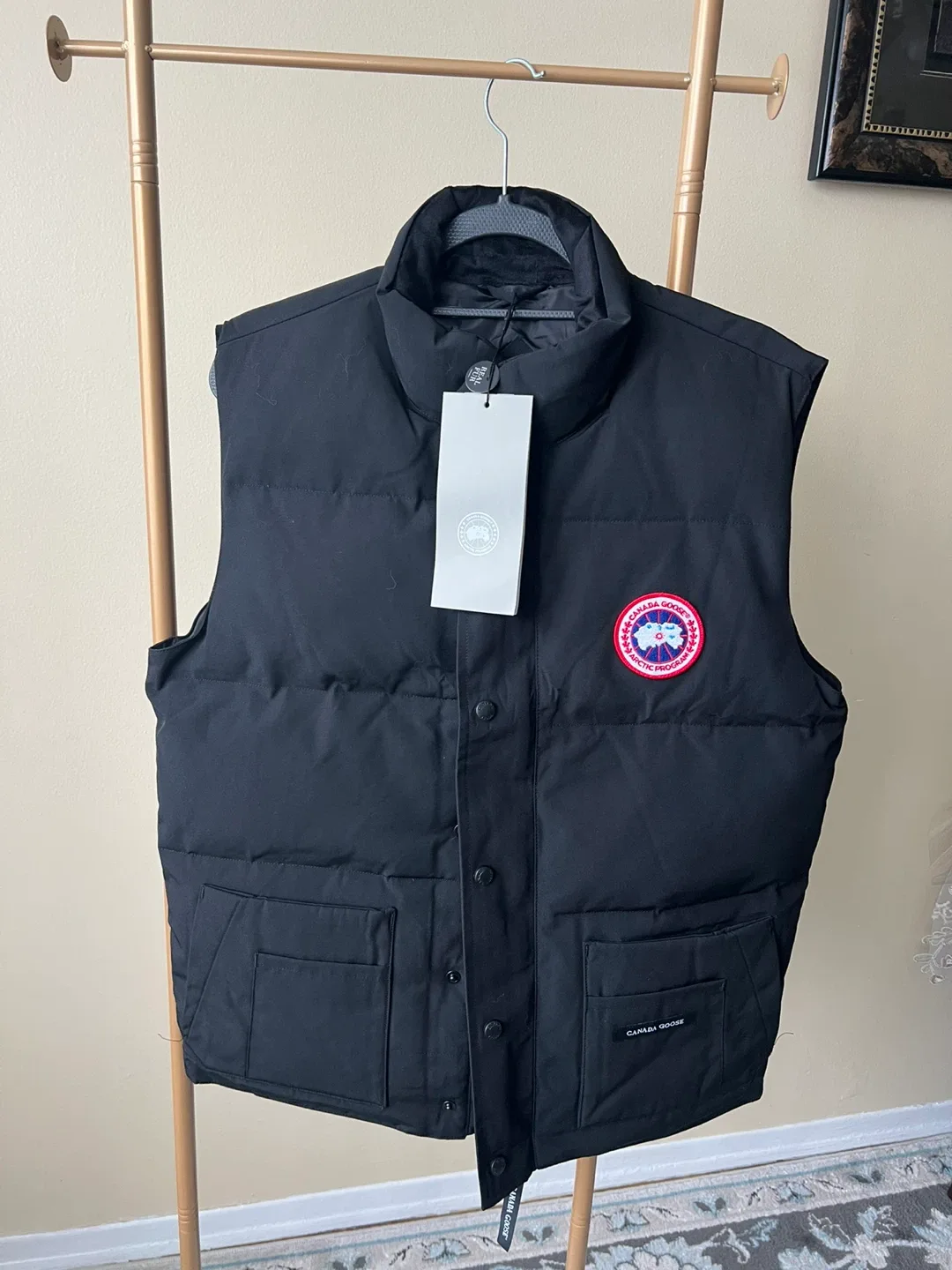 New Canada Goose Vest - Black
