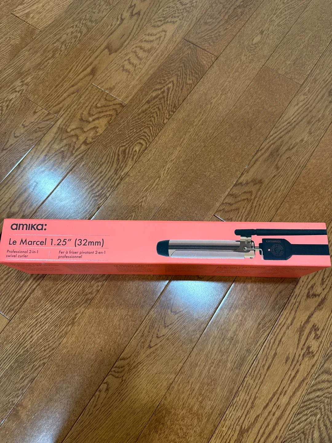 Amika Le Marcel 1.25" Curling Iron image indicator(2)