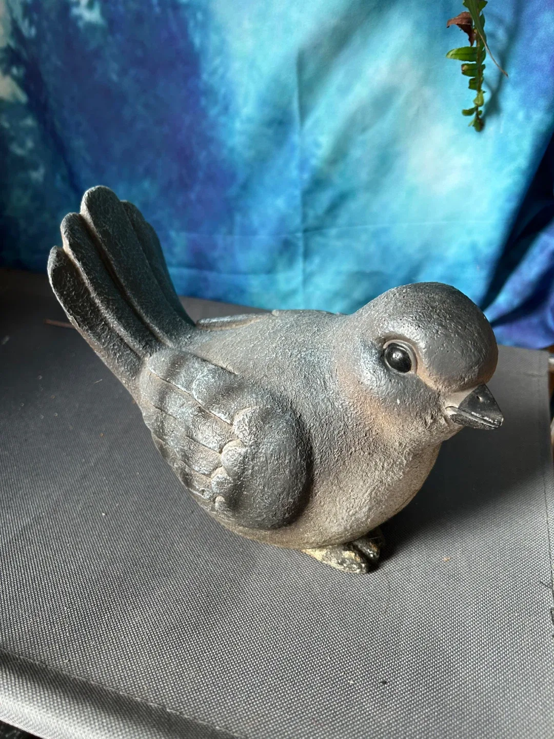 Bird Figurine image indicator(2)