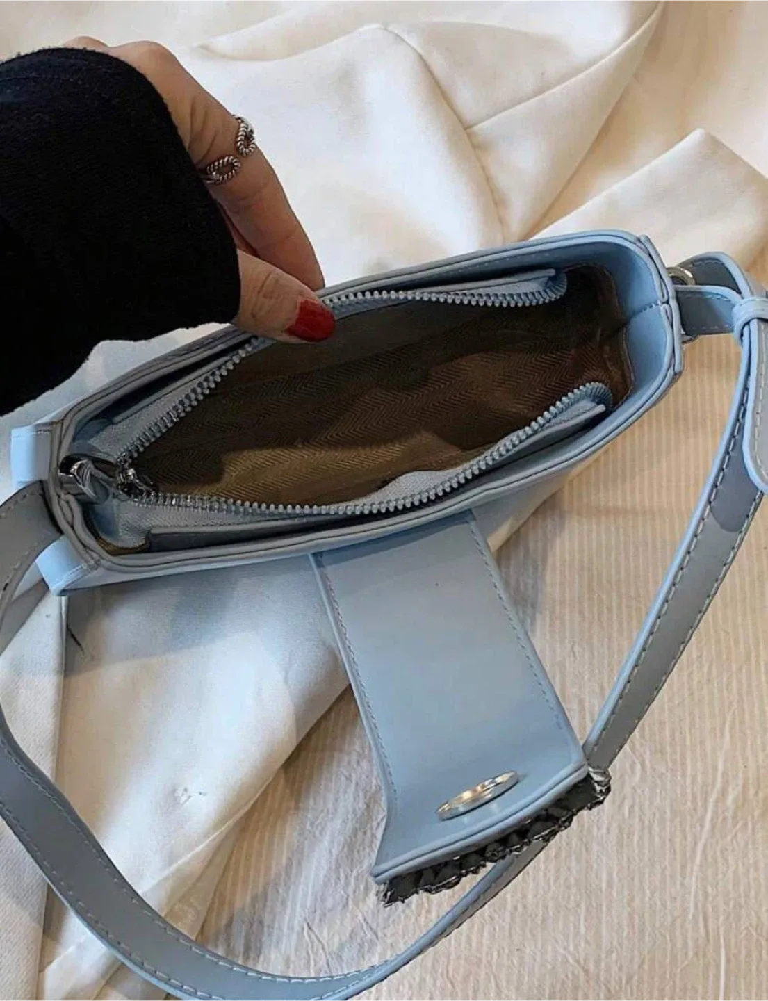 Light Blue Crystal Buckle Shoulder Bag image indicator(6)