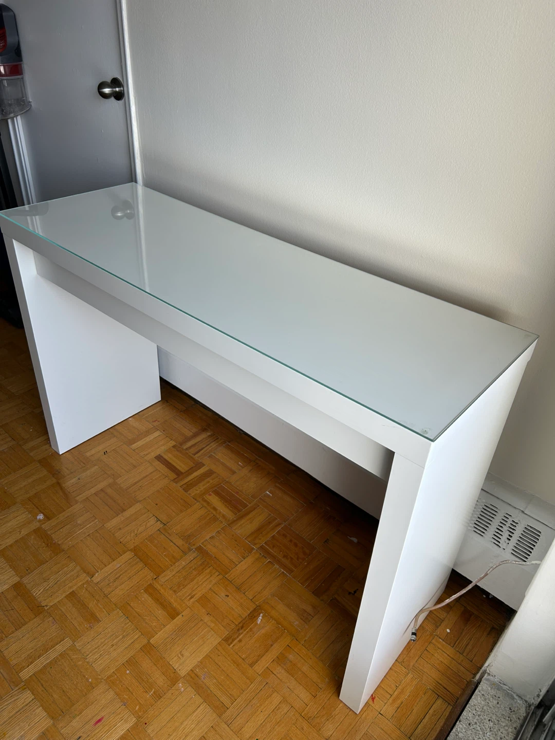 IKEA MALM Dressing Table with Glass Top - photo 2