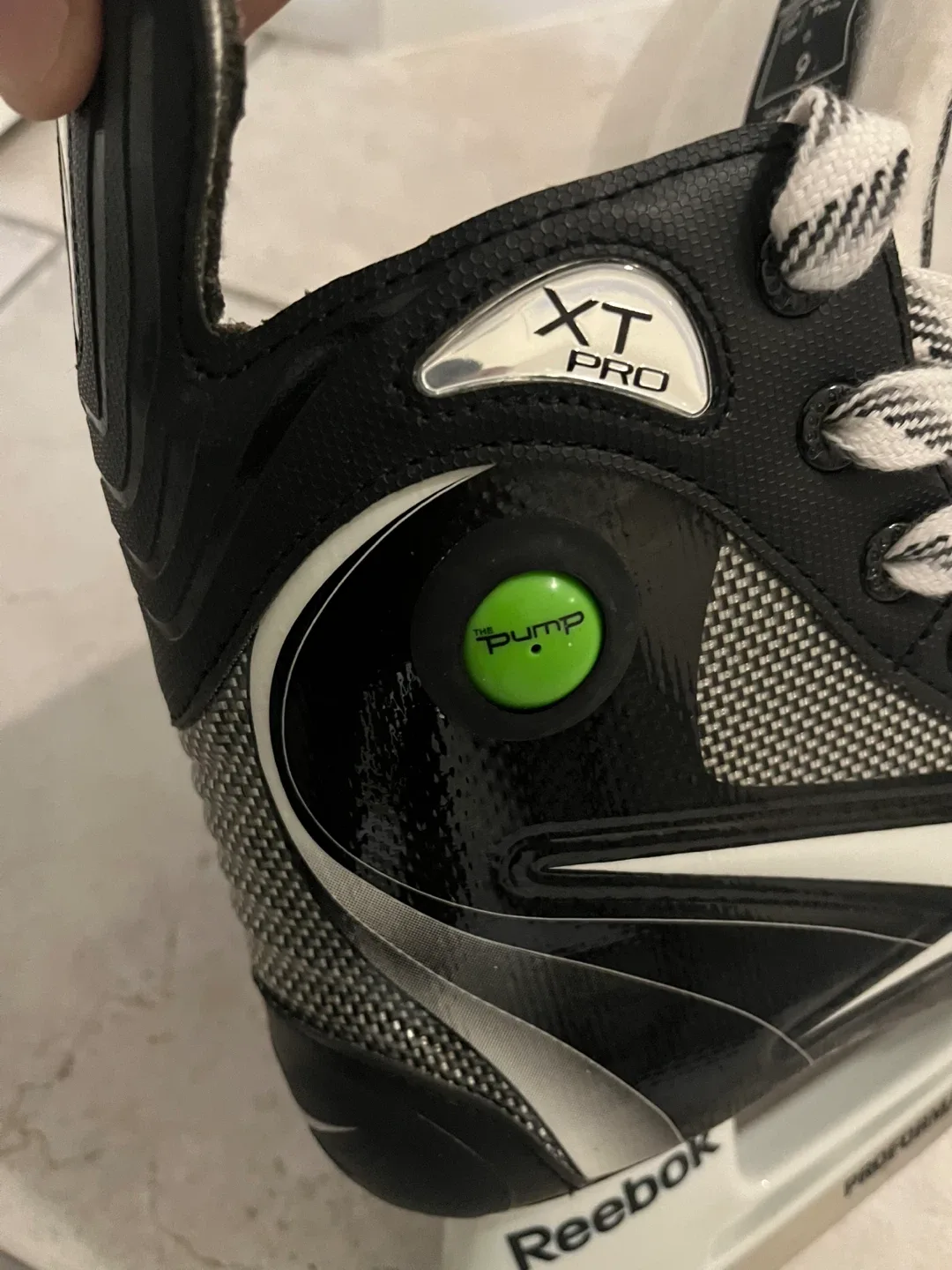 Reebok Hockey Skates - US Size 9 image indicator(6)