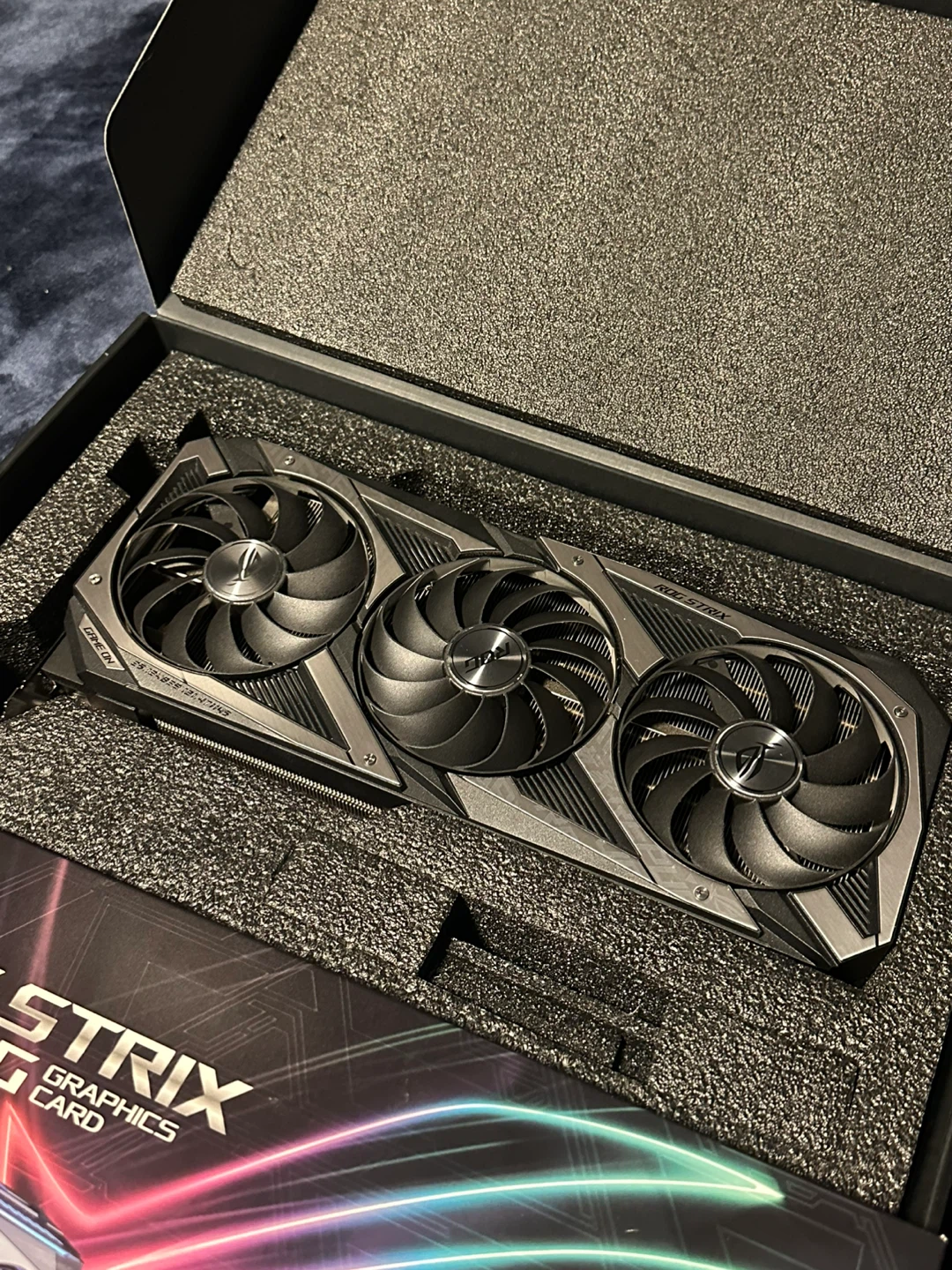 ASUS ROG Strix GeForce RTX 3060 Ti Graphics Card - photo 3