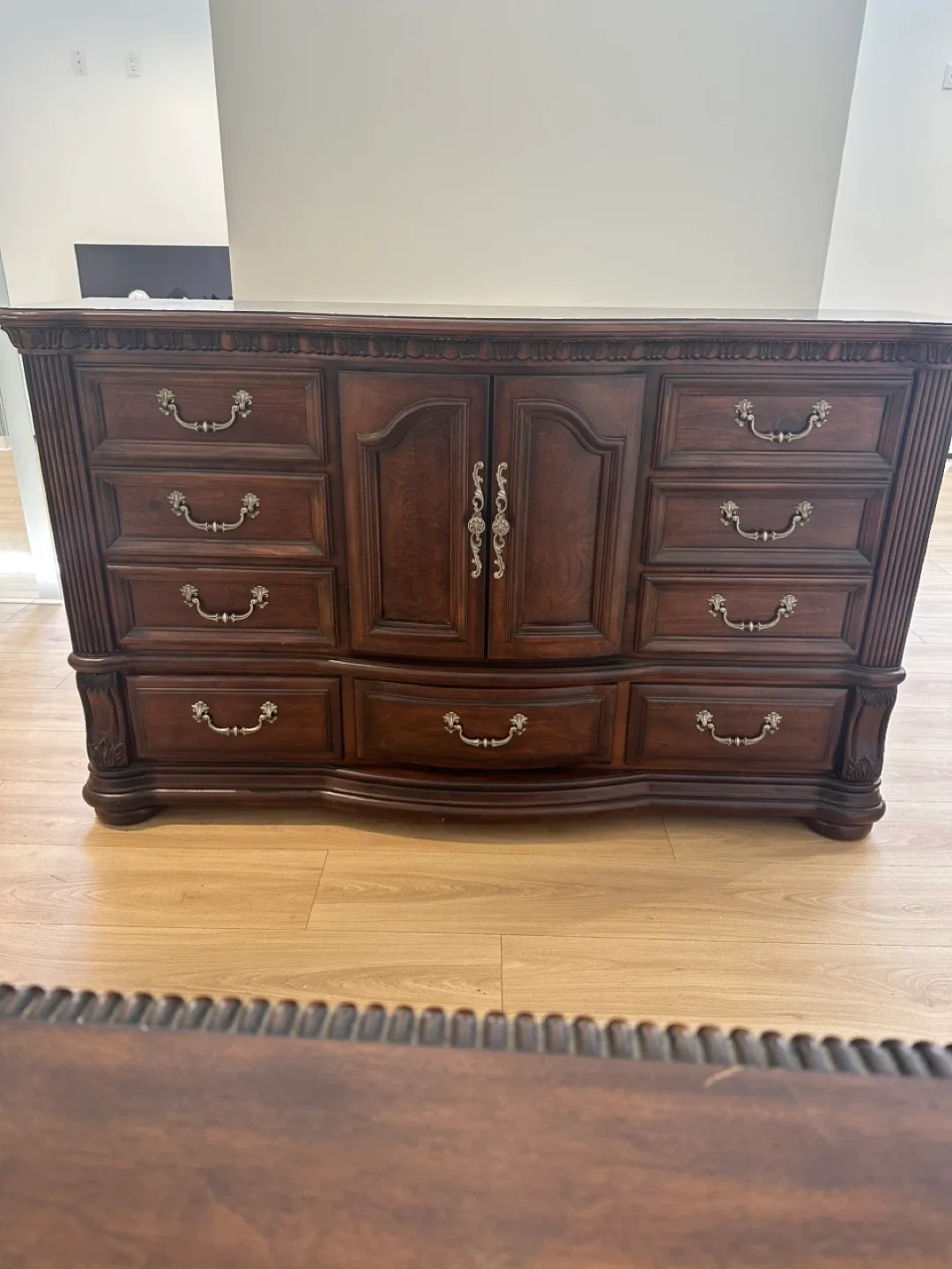 Ornate Wood Dresser with Mirror image indicator(4)