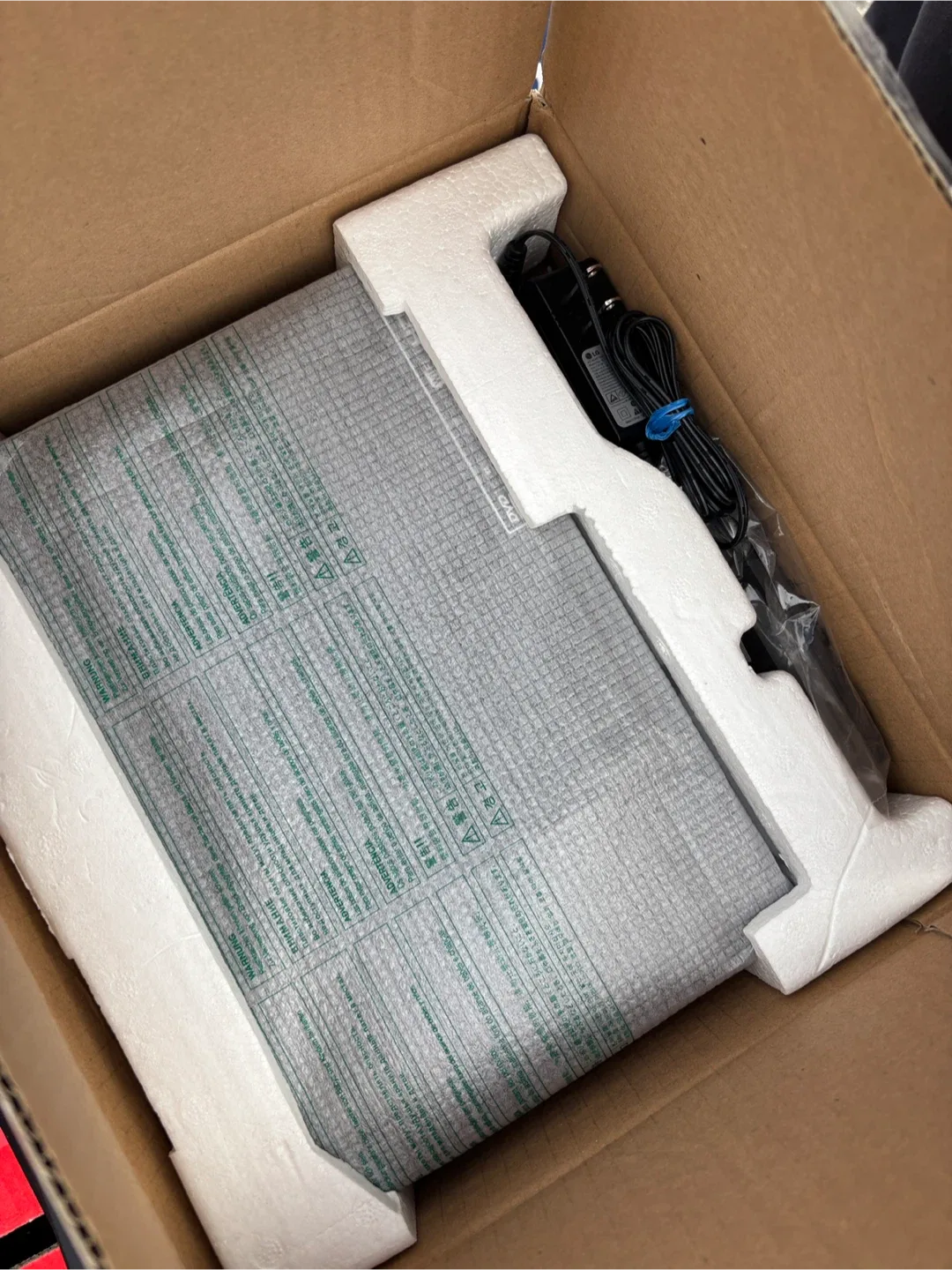 LG BP350 Blu-ray/DVD Player - Wireless Streaming image indicator(2)