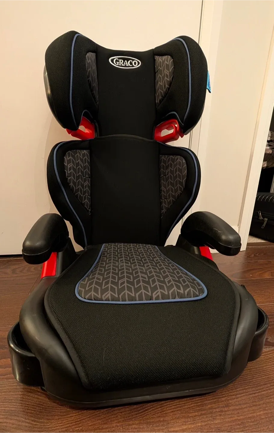 Graco TurboBooster Highback Booster Car Seat image indicator(2)