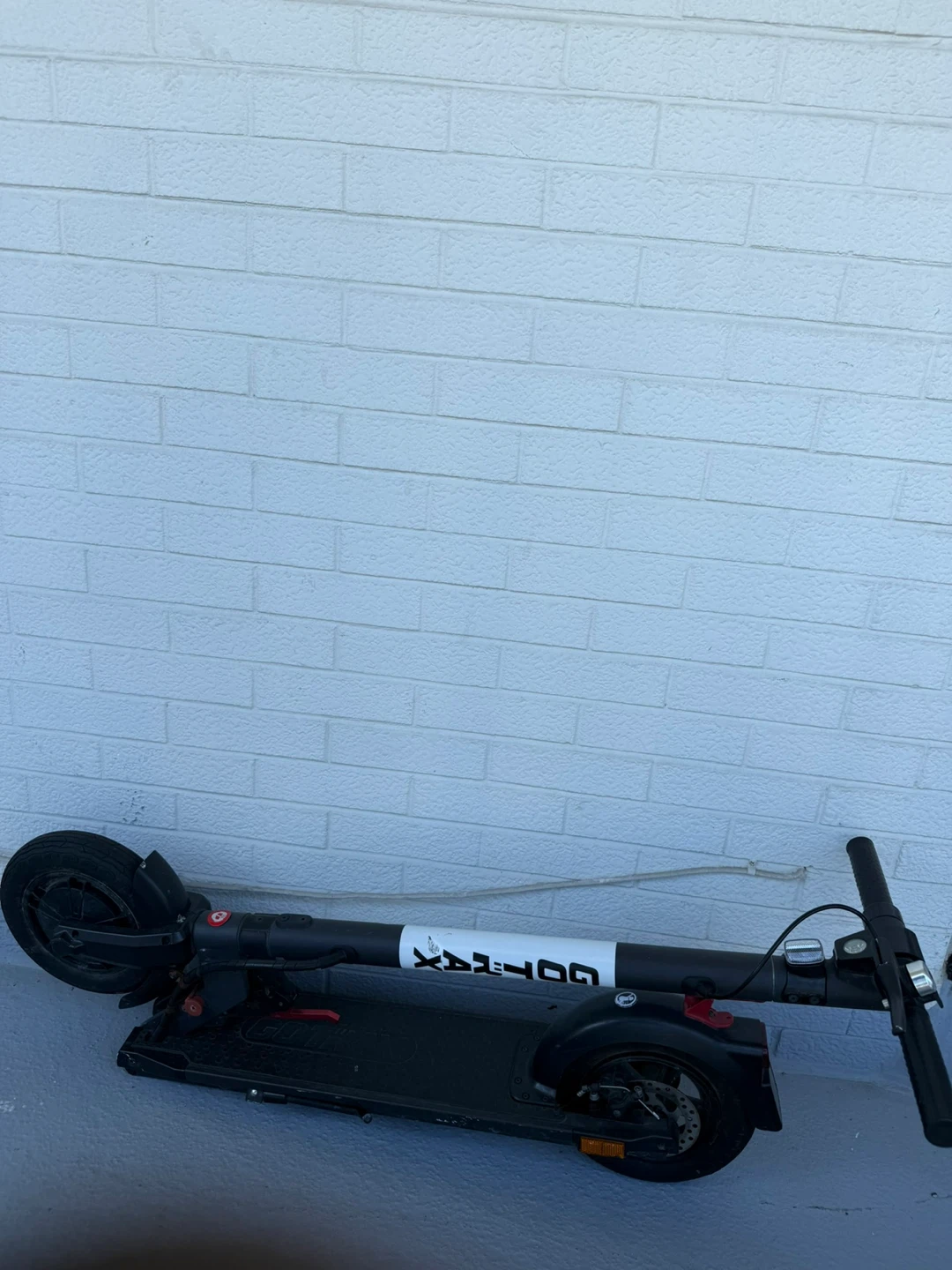 Gotrax Electric Scooter - photo 2