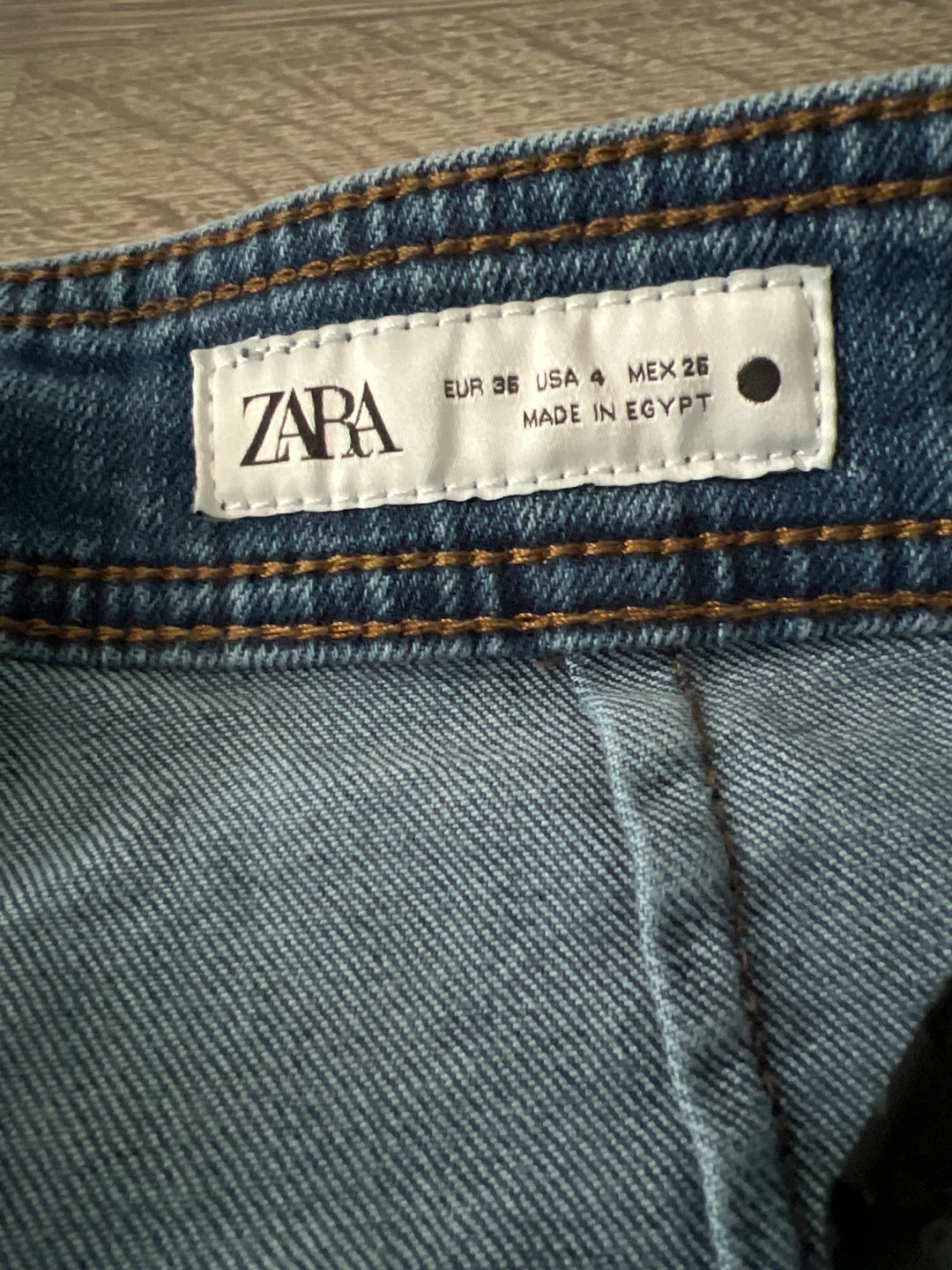 Zara Balloon Jeans - US Size 4 - photo 2