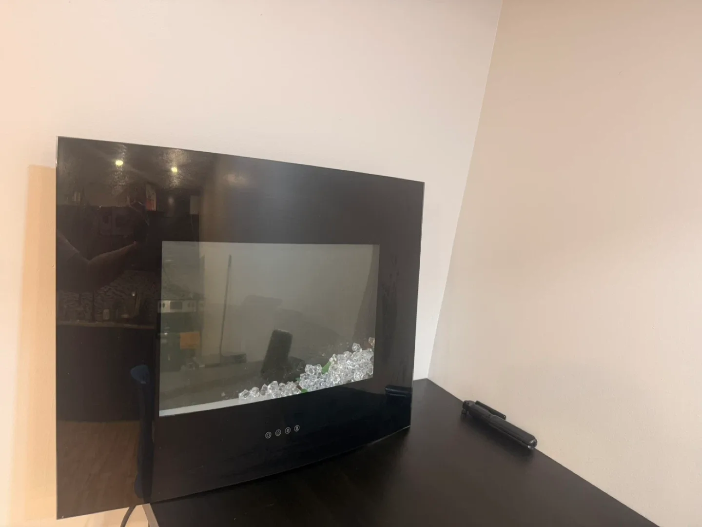 Black Electric Fireplace image indicator(2)