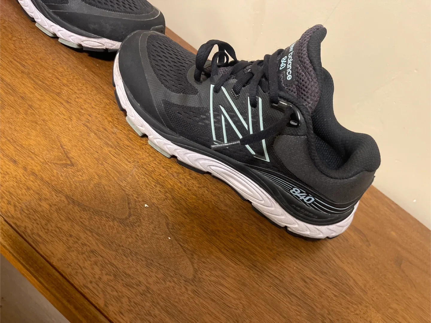 New Balance 840 Women's Running Shoes - Size 7 image indicator(3)