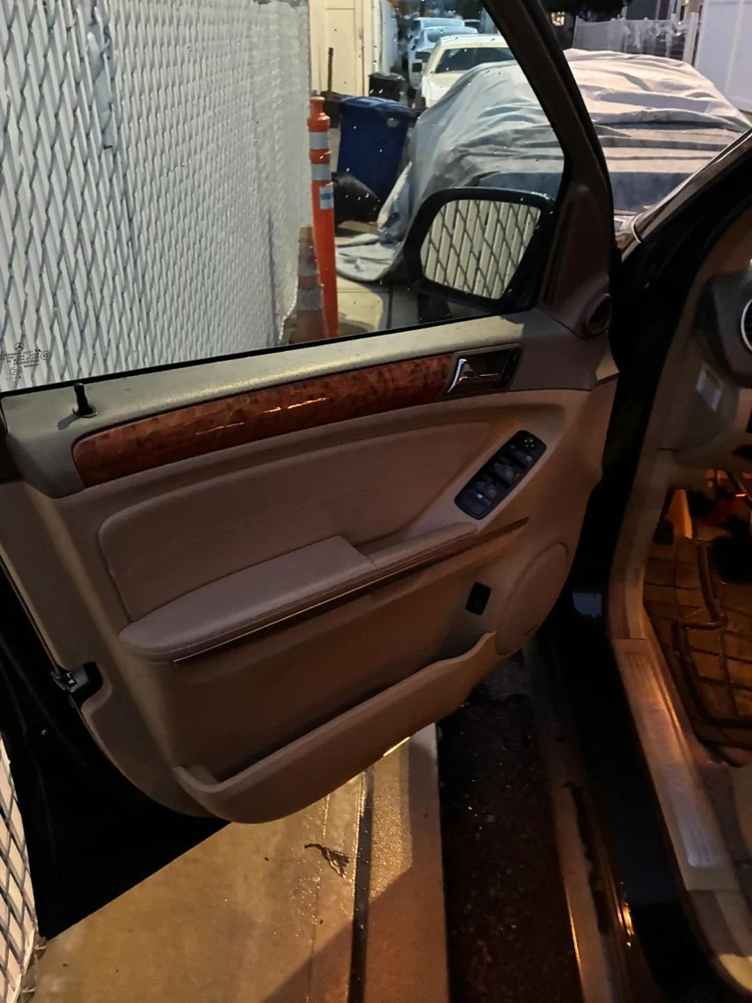 Mercedes-Benz ML350 4matic image indicator(3)